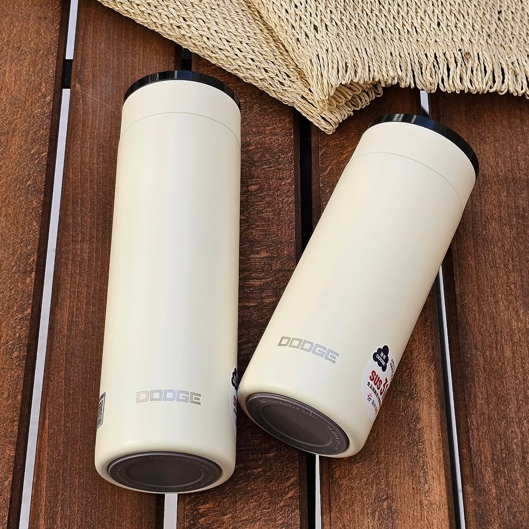 Dodge 500ml Sleek Travel Bottle | White