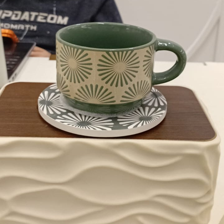 Danny Home Ceramic 12-Piece Green Sunburst Pattern Cup & Saucer Set