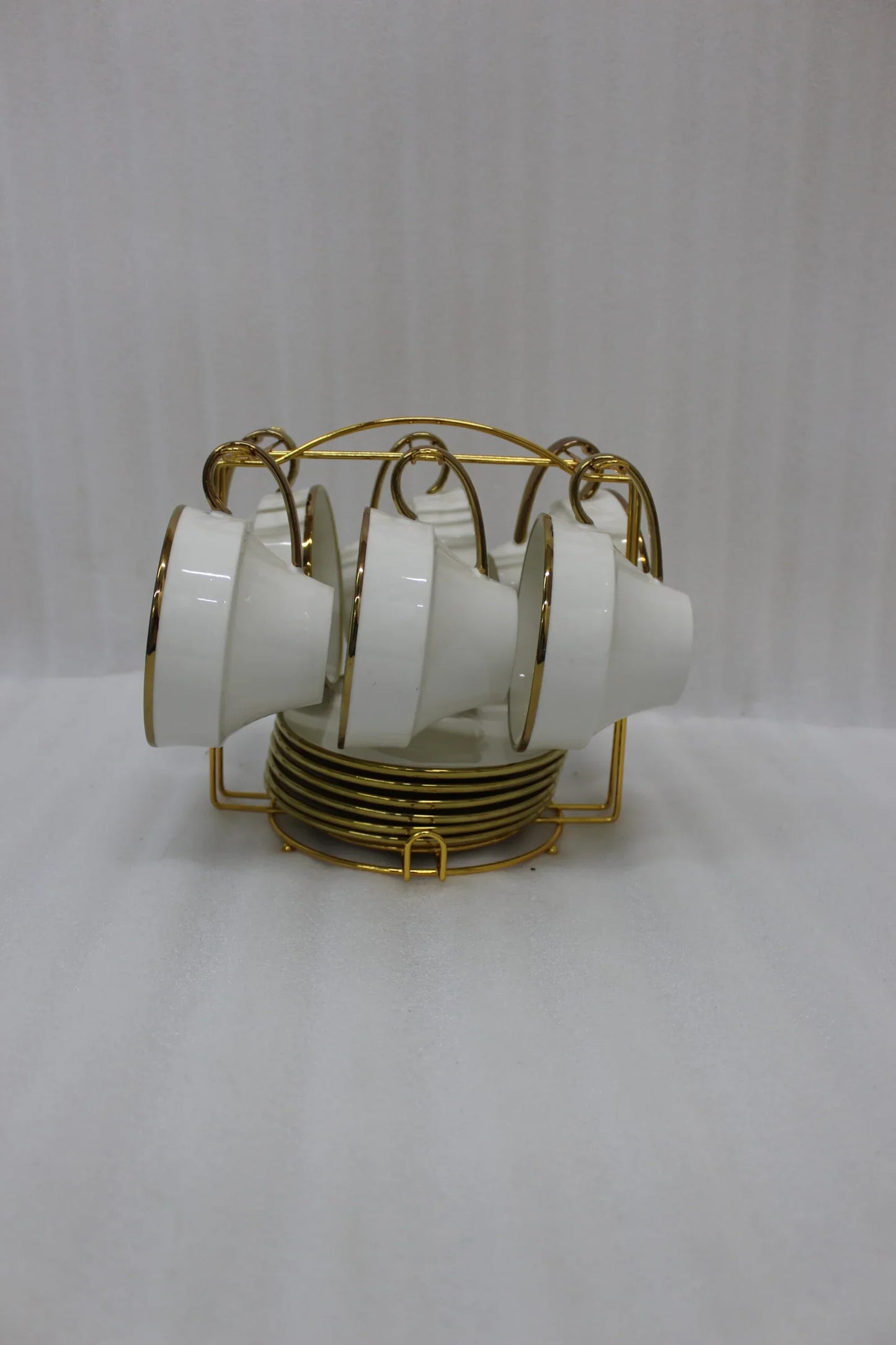 Luxury Ceramic Tea Cup and Saucer Set with Golden Stand