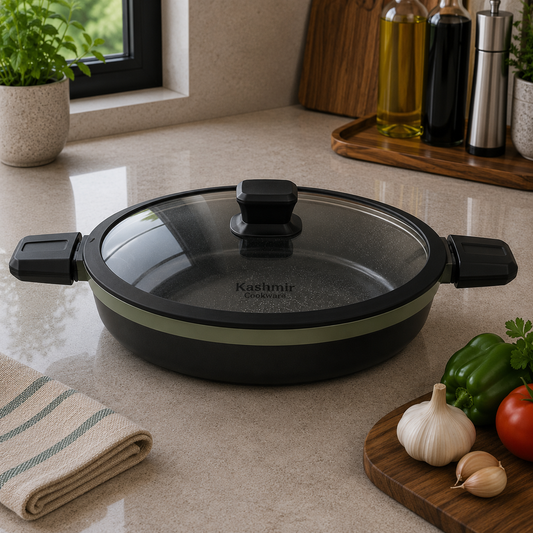 Alpenberg Shallow Pot with Glass Lid - 30cm