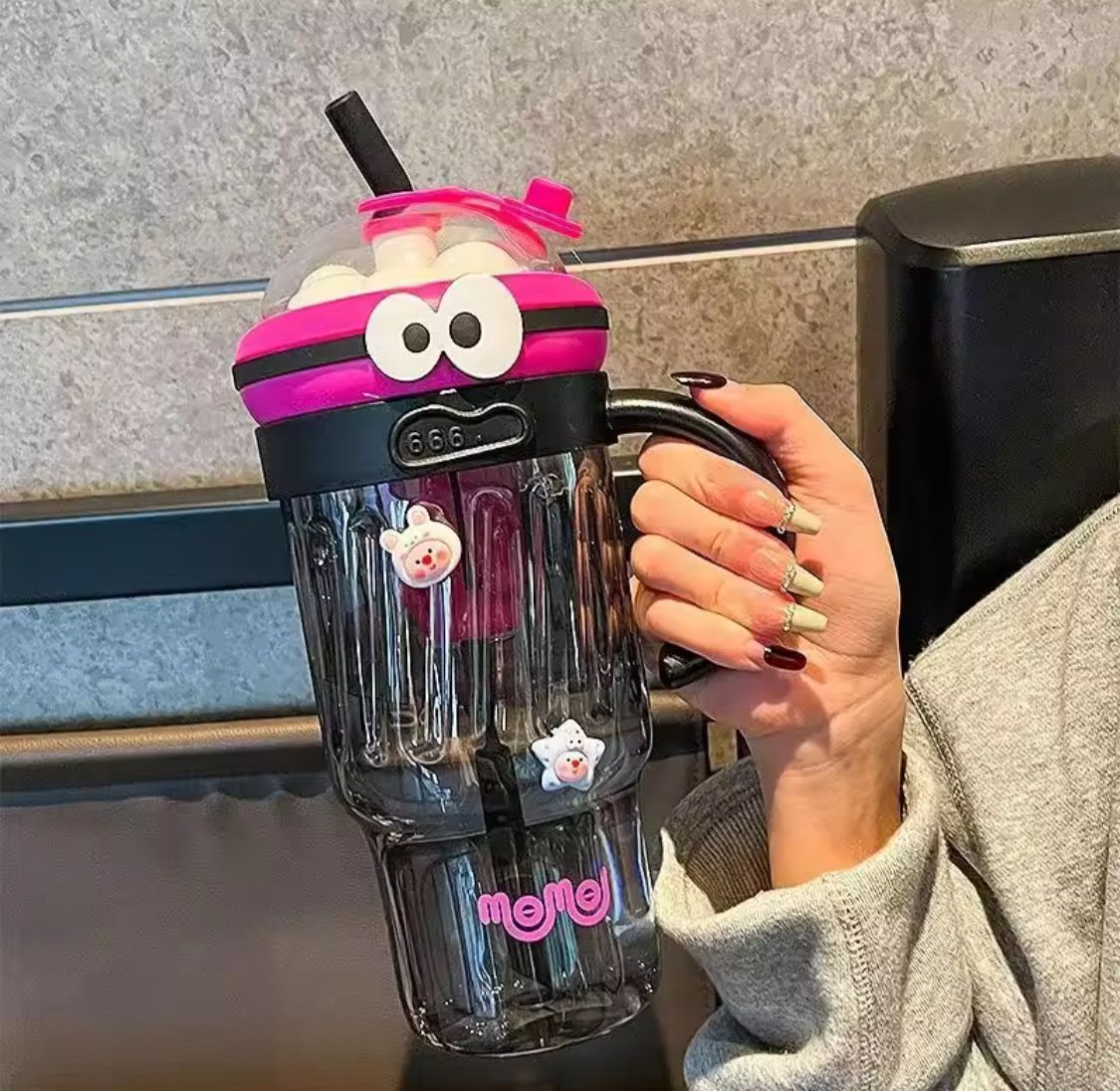 1280ml Large Capacity Outdoor Plastic Water Bottle