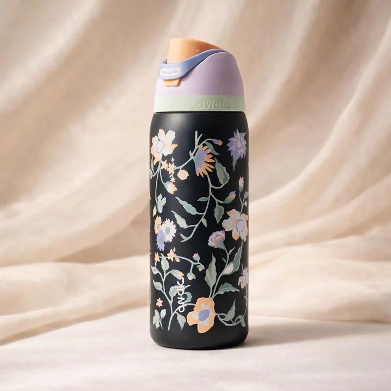 Owala FreeSip 32oz Water Bottle – Midnight Garden Floral